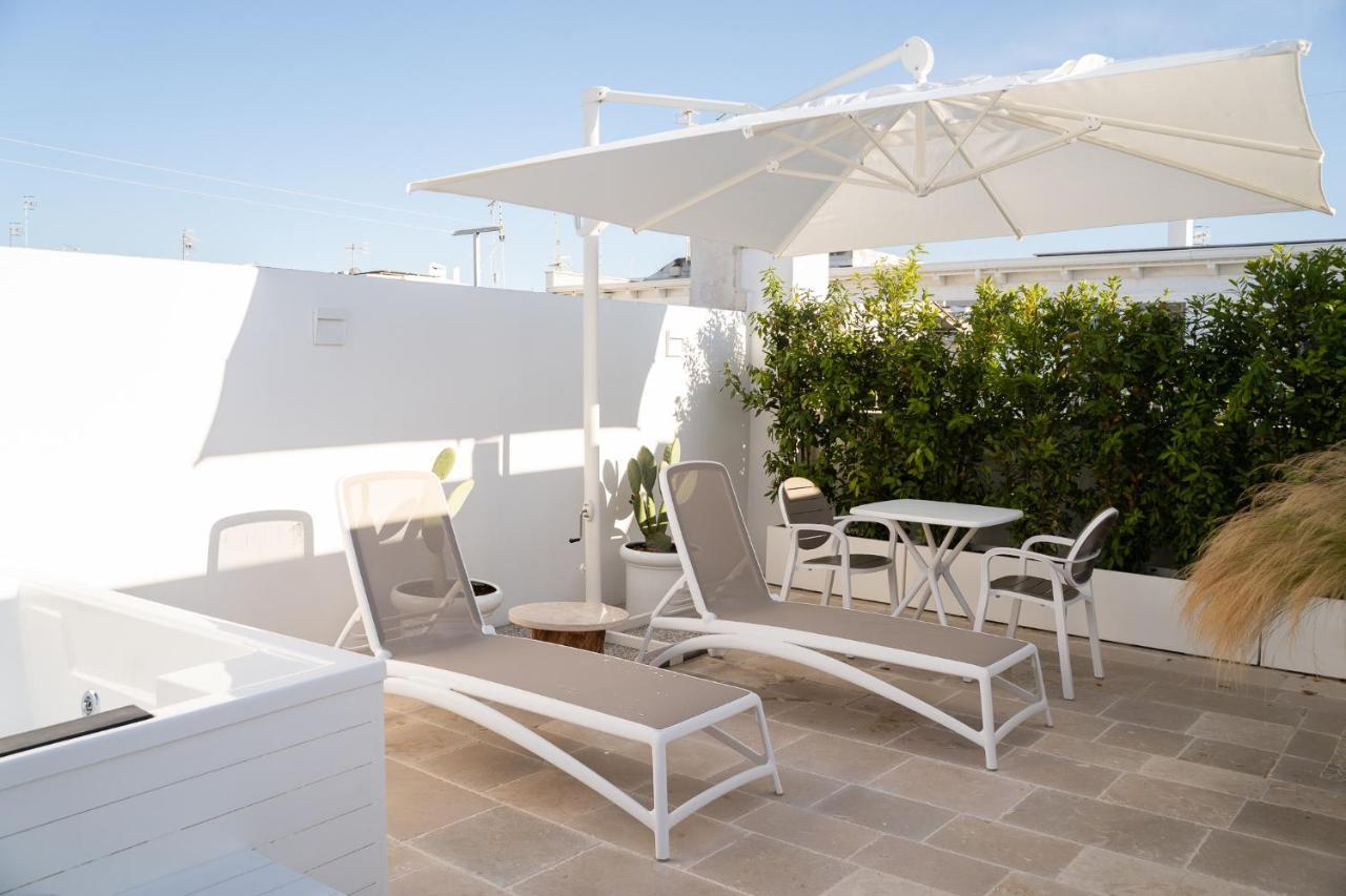 B-Welcome Rooms Of Charme E Relax Polignano a Mare Exterior photo